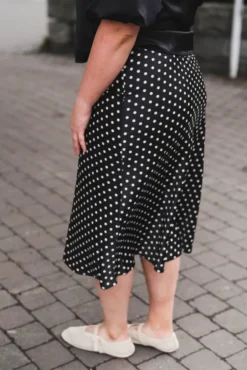Pella HW Midi Skirt Black Small Birch Dots