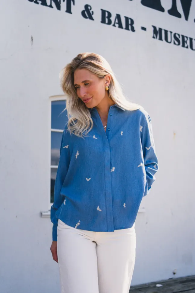 Pernilla Shirt EMB M Blue Wash/Flower