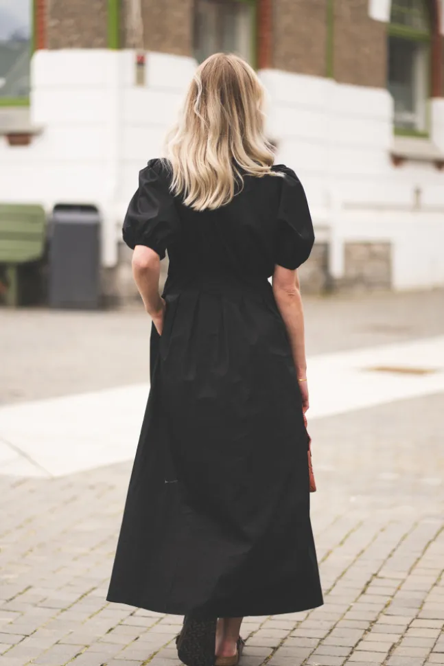 Poppy Pleat Dress Black