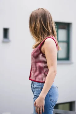 Priscilla Vest STP Rhubarb/B Sand