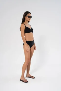 Radient Dione Bottom Black
