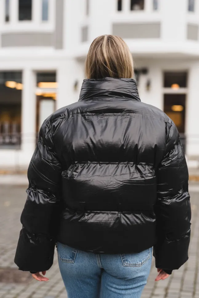 Rhea Shiny Puffer Jacket Black