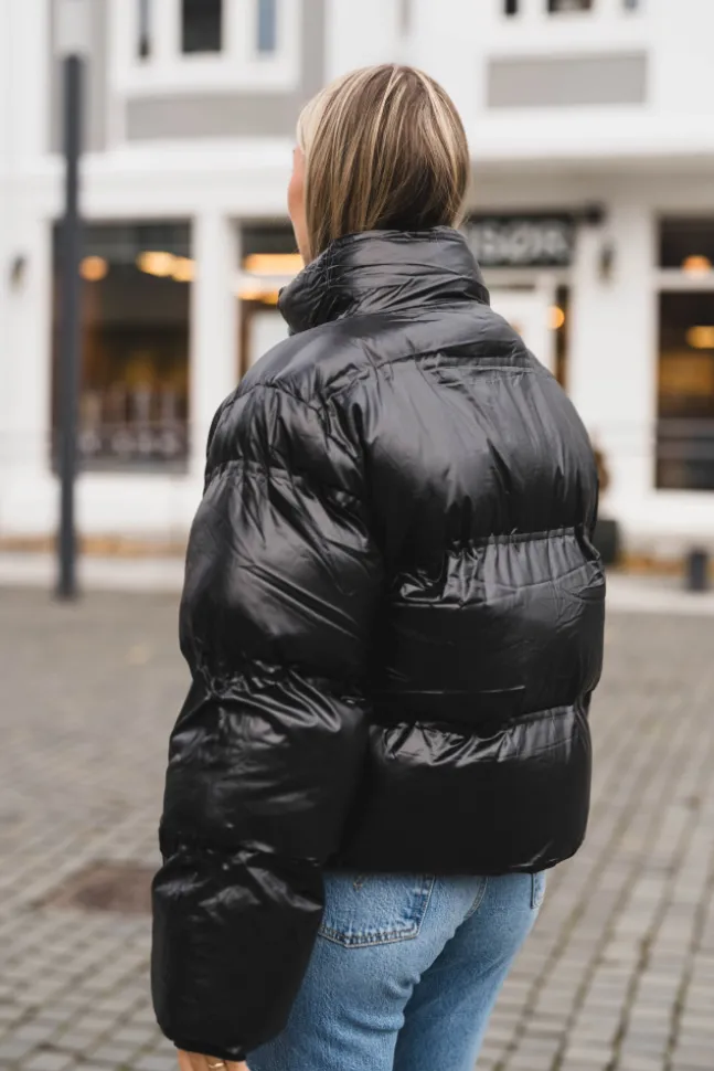 Rhea Shiny Puffer Jacket Black
