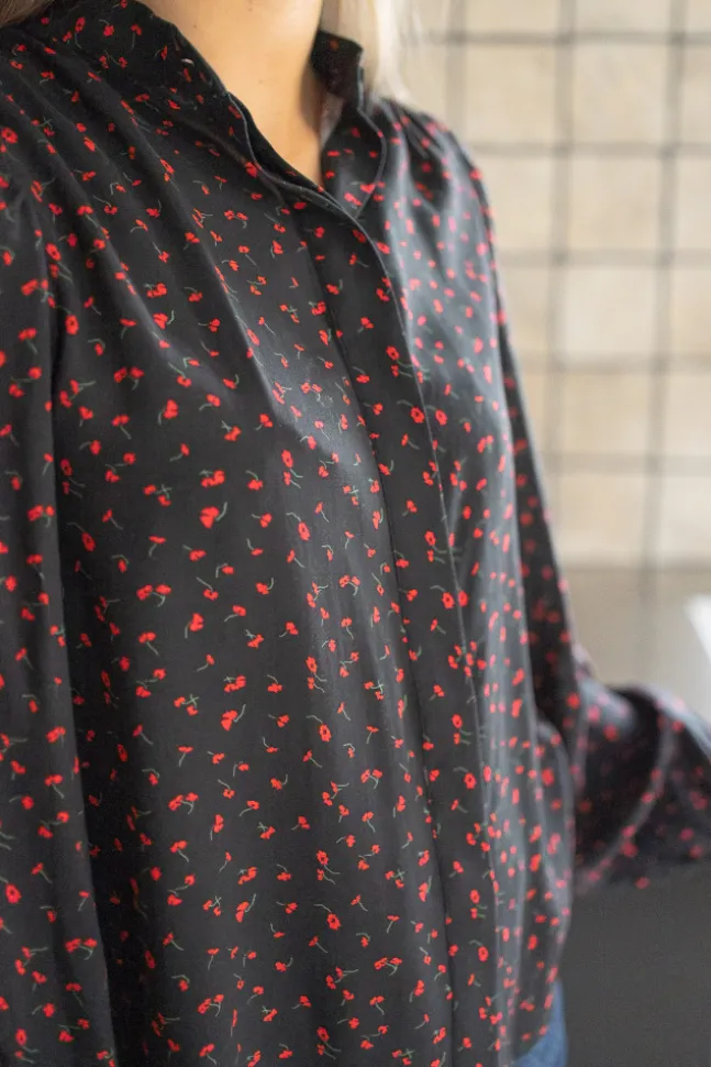 Sabby LS Shirt Black W Red Flower