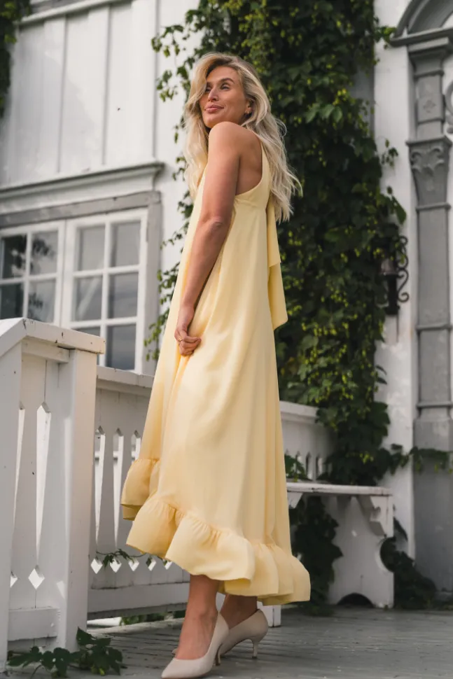 Sabrina Halterneck Ruffled Midi Dress Light Lemon
