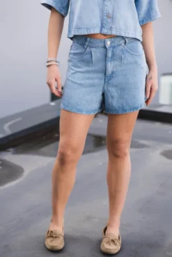 Saphina HW Shorts Light Blue Wash