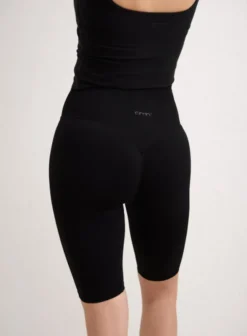 Shape Seamless Biker Shorts Black