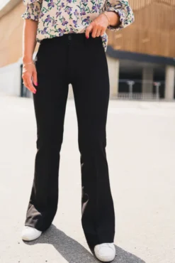 Silvia Suple Roble Wool Black