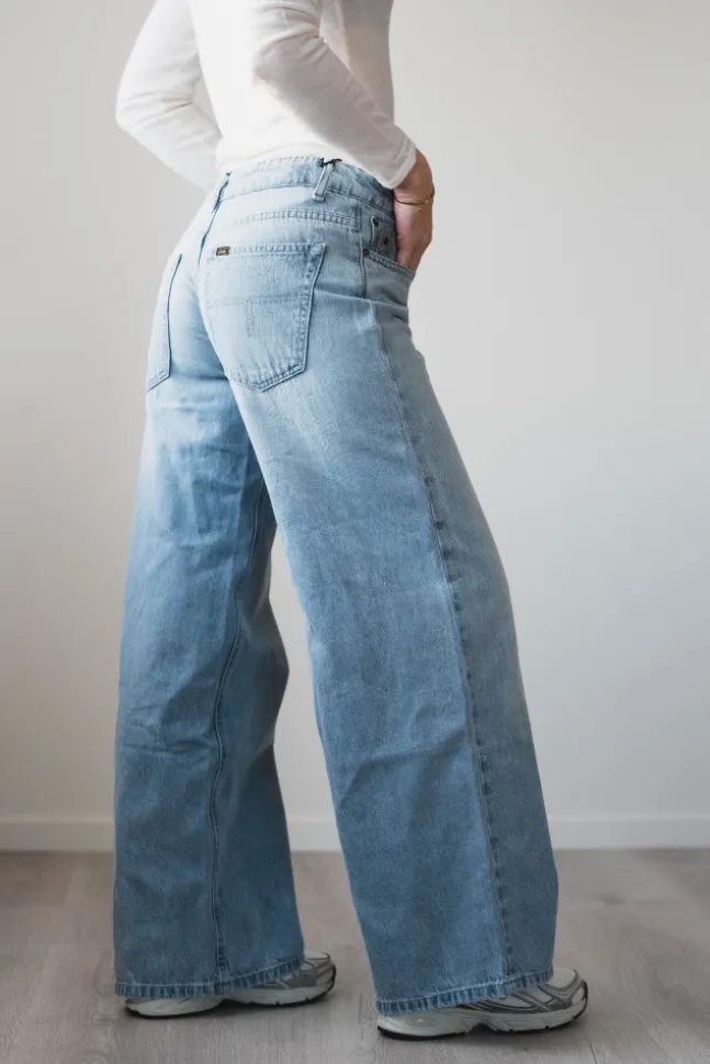 Skale Wilson Bleach