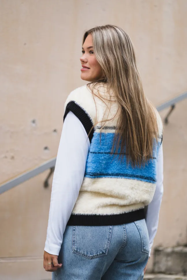 Sky Knit Waistcoat Black/Blue