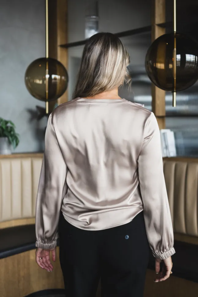 Sophia Blouse Semi Rich Shell