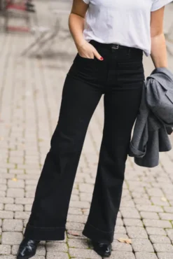 St Monica Jeans Black 2 Weeks