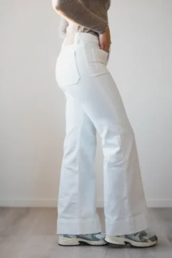 St Monica Low Natural White
