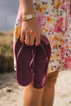 Tapered Flip Flops Burgundy