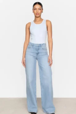 Taylor Light Blue