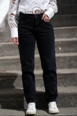 Terrence Tomboy Jean Black