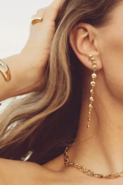 The Long Pebble Earrings Gold