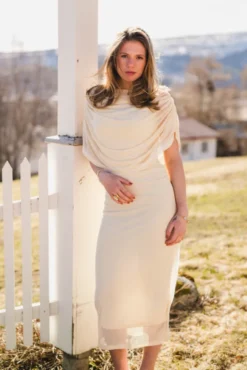 Tottuna Long Drapy Mesh Dress Light Yellow