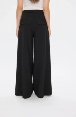 Uma 285 Black Regular