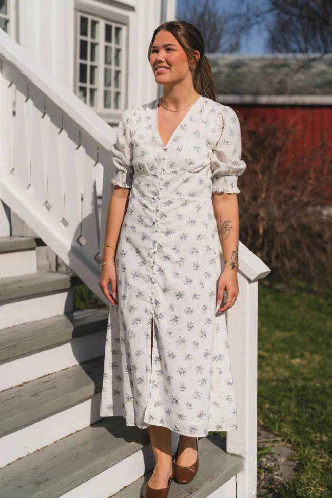 Valley Flowing Dress Light Blue