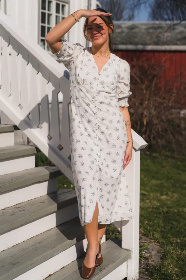 Valley Flowing Dress Light Blue