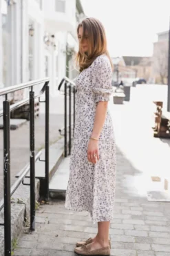 Valley Structure Flower Dress Offwhite