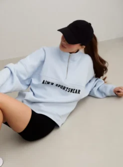 Varsity Sweat Half Zip Aura