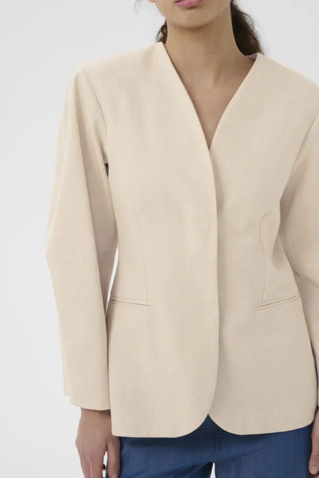 Veeta Blazer Ecru