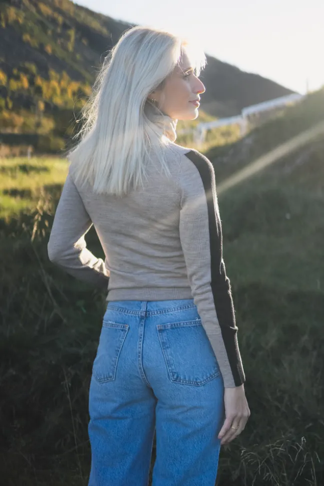 Worldcup Sweater Sand