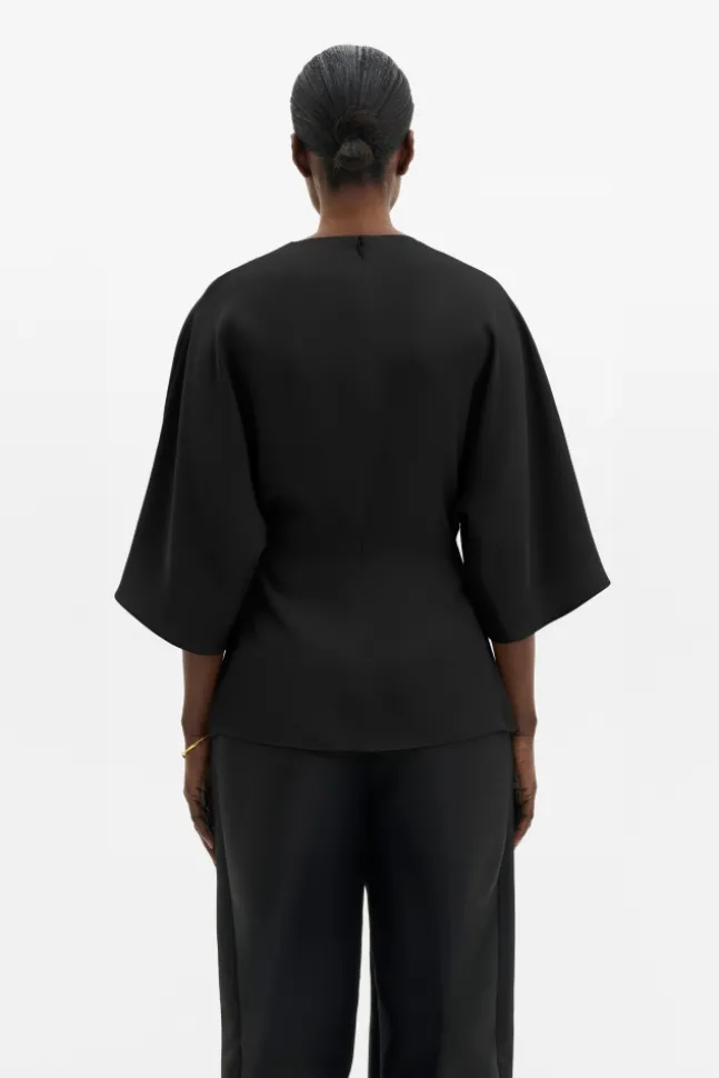 Zilla Brooch Detailed Blouse Black